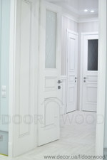 Деревянная межкомнатная дверь из массива ясеня &mdash; DoorWooD